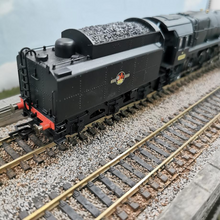 Load image into Gallery viewer, Hornby 00 Gauge R2880 BR9F Locomotive No.92221 DCC Ready
