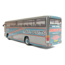 Load image into Gallery viewer, 1999 Corgi Original Omnibus - 43311 - Plaxton Premiere - Bassetts Coachways Ltd - 1:76 Scale  - OO Gauge
