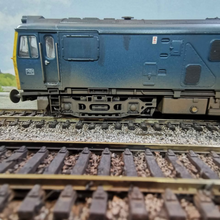 Load image into Gallery viewer, Bachmann &#39;00&#39; Gauge Class 25/1 Bo-Bo Diesel in BR Blue (Analogue).
