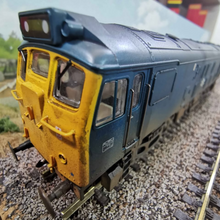 Load image into Gallery viewer, Bachmann &#39;00&#39; Gauge Class 25/1 Bo-Bo Diesel in BR Blue (Analogue).
