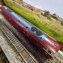 Load image into Gallery viewer, OO Gauge Heljan Class 52 in BR Maroon &#39;Western King&#39; Locomotive - No. D1039 - Analogue
