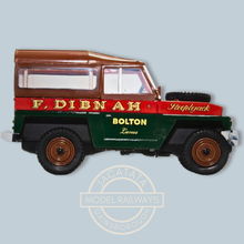 Load image into Gallery viewer, Oxford Diecast - 76LRL006 - Land Rover - Lightweight Hard Top - Fred Dibnah - ECW 656W - 1:76 Scale Model

