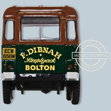 Load image into Gallery viewer, Oxford Diecast - 76LRL006 - Land Rover - Lightweight Hard Top - Fred Dibnah - ECW 656W - 1:76 Scale Model
