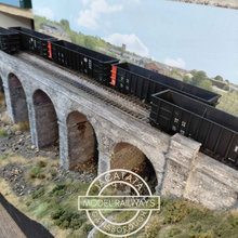 Load image into Gallery viewer, GSCX Ribbed High Side Gondola Cars - Rake of 5 - Consol - Quality Fuel for Electric Living - HO Gauge
