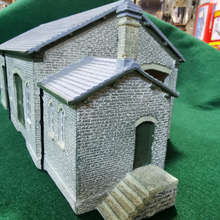 Load image into Gallery viewer, Hornby Skaledale Goods Shed 00 Gauge

