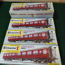 Load image into Gallery viewer, 12 x Kitmaster Coach Kits - TT3 Gauge
