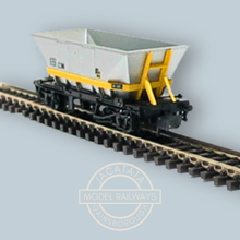 Load image into Gallery viewer, PECO - Quality Line - NR-302 - HAA - MGR Coal Hopper - Trainload Coal Livery - Yellow Cradle - N Gauge
