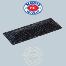 Load image into Gallery viewer, Peco - Parkside - PA17 - Coal Loads (10) - Injection Moulded Plastic - OO Gauge
