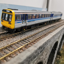Load image into Gallery viewer, Hornby 00 Gauge 142 PACER DMU (DCC)
