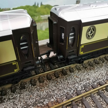 Load image into Gallery viewer, Set of 3 Hornby Pullman Coaches - O0 Gauge
