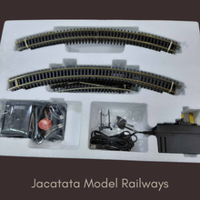Load image into Gallery viewer, Hornby - R1023 - Virgin Trains 125 Set - Virgin High Speed Train - OO Gauge
