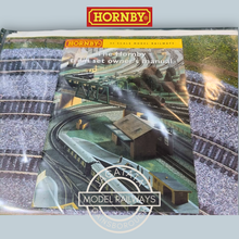 Load image into Gallery viewer, Hornby - R1023 - Virgin Trains 125 - Train Set - Virgin High Speed Train - 1:76 Scale - OO Gauge
