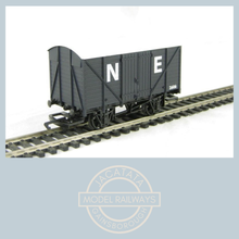 Load image into Gallery viewer, Hornby - R6422 - 12 Ton - Closed Van - NE Dark Grey - 2606 - OO Gauge
