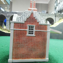 Load image into Gallery viewer, Horny Hobbies 2010 - Model of Skale Regis Station Building - OO Gauge
