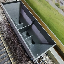 Load image into Gallery viewer, Bachmann 46 Tonne HEA - Hopper Wagon - Transrail - 00 Gauge
