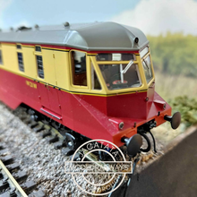 Load image into Gallery viewer, Heljan - 19402 - GWR AEC - Diesel Railcar - BR Crimson / Cream Livery - No. W21W - 00 Gauge - DCC Ready
