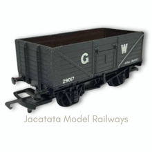 Load image into Gallery viewer, Airfix - GMR (Great Model Railways) - 54378-7 - 7 Plank - Open Wagon - No. 29017 - GWR Grey - OO Gauge
