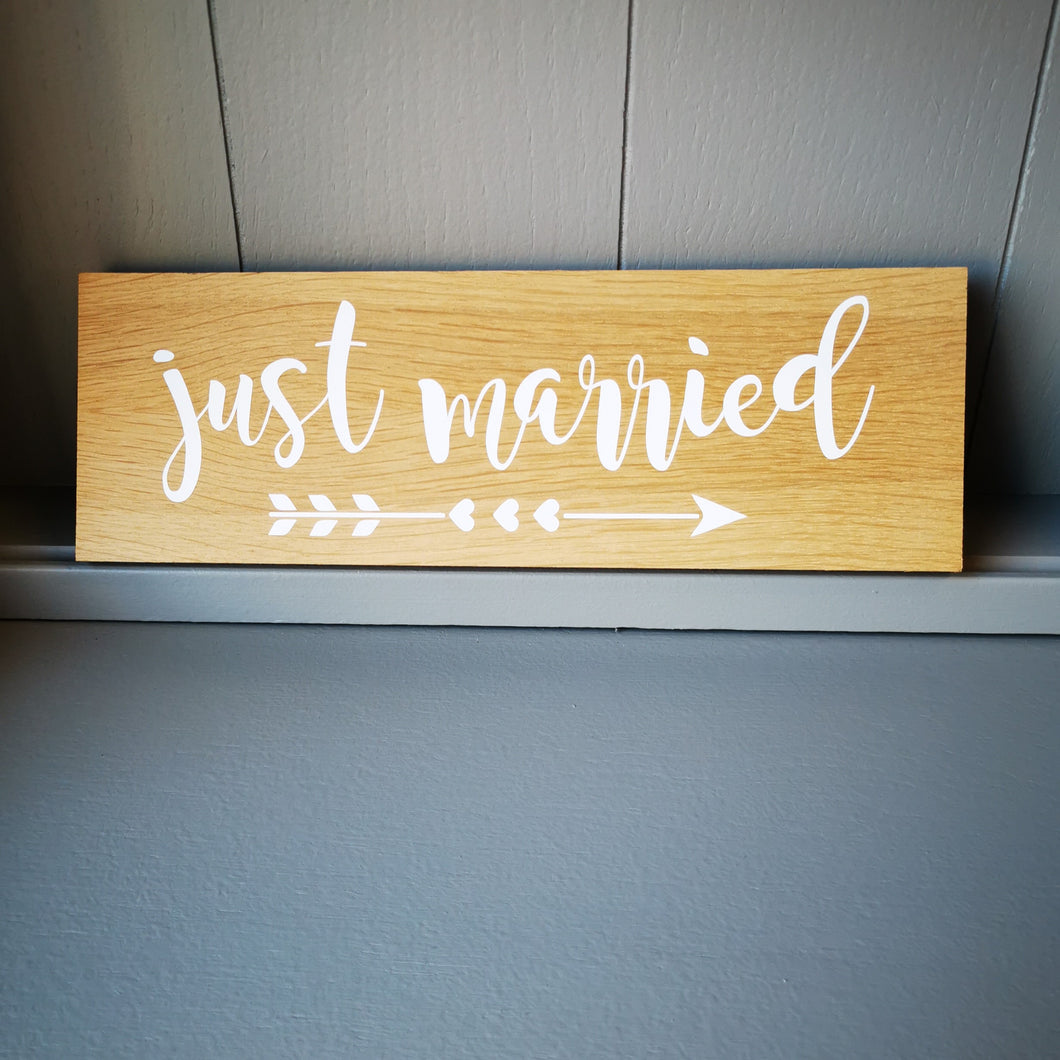 Just Married Freestanding Plaque / Sign